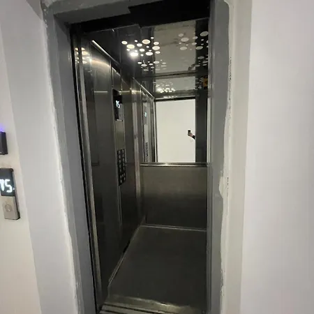 Paolos Lägenhet Durrës